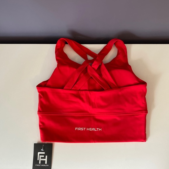FIRST HEALTH - Performance Crop Top - Picture 4 of 5